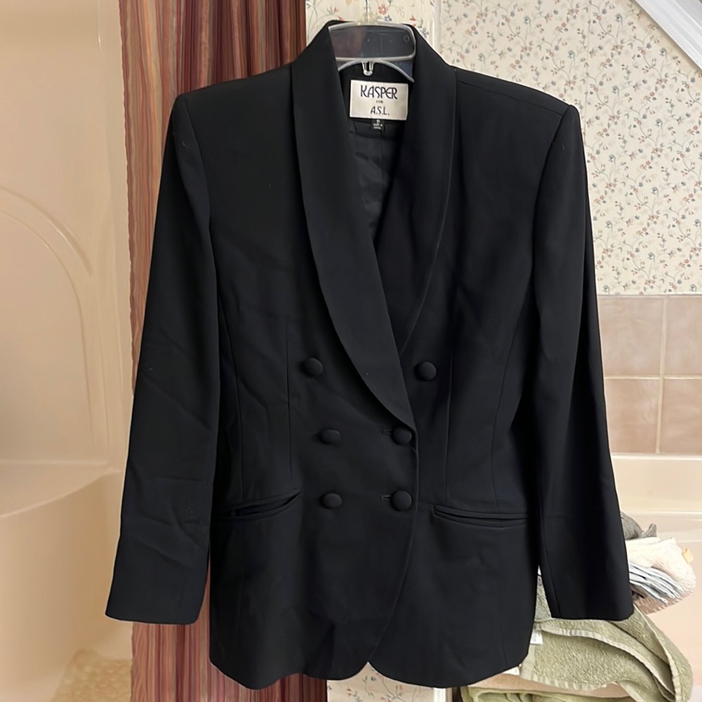 Black jacket by Kasper. Size 8.